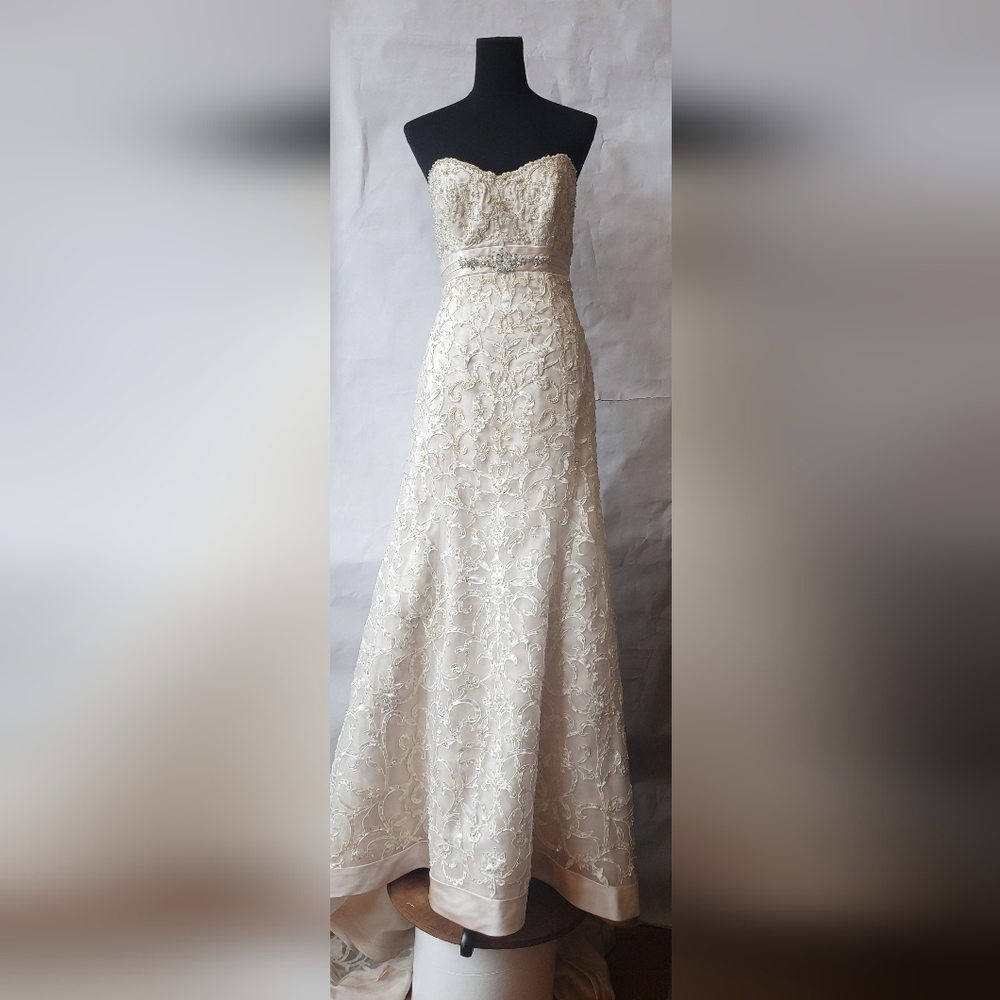 Soterro And Midgley Wedding Dress
